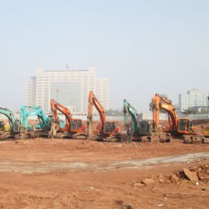 萊蕪茂業項目土石方開挖及外運工程